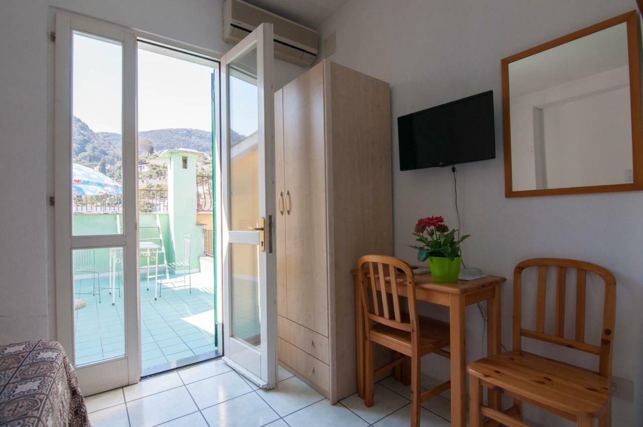 Albergo Macri Ischia Exterior photo
